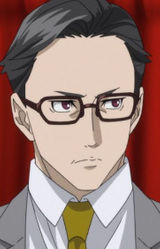 Майкрофт Холмс