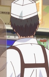 Продавец в супермаркете