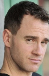 Джулиан Бейли