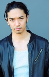 Тору Утикадо