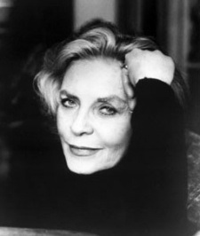 Лорен Бэколл